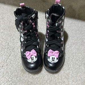 Minnie Mouse Boots